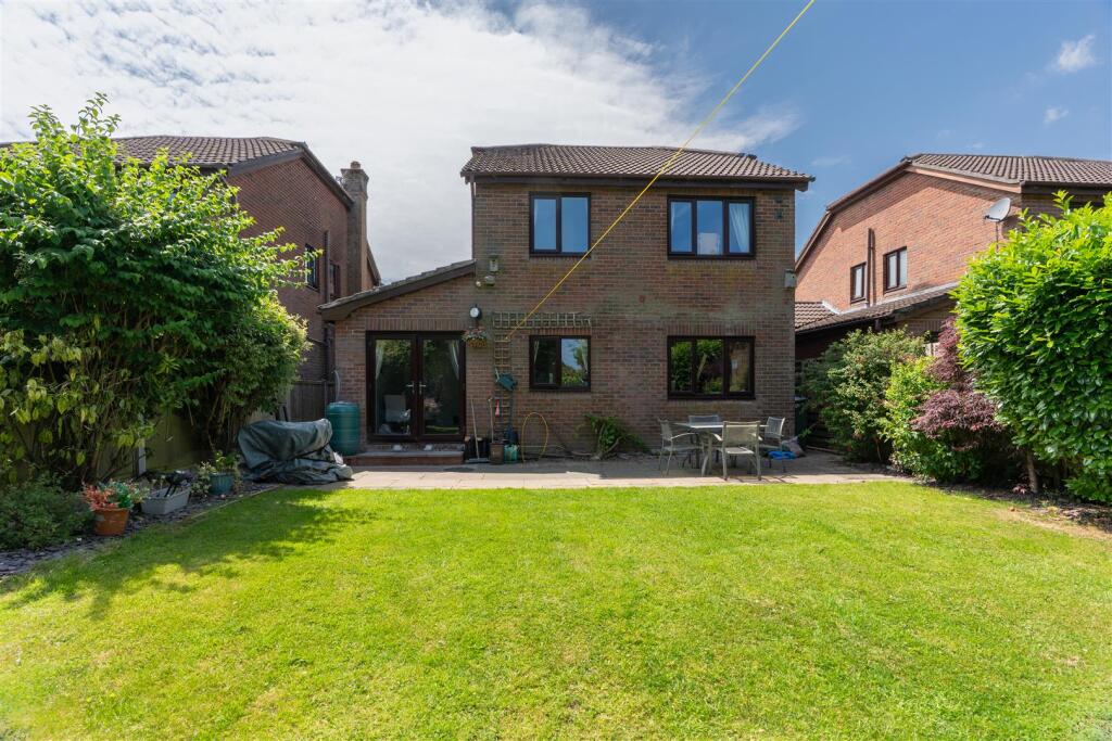 14 Barnside Way-45.jpg