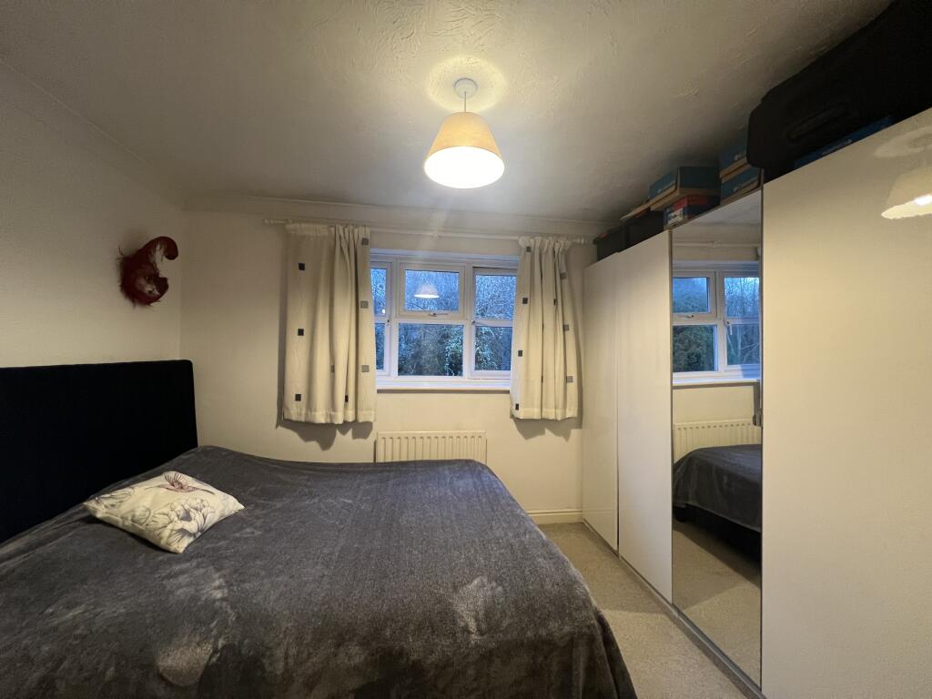 BEDROOM 1 (1)