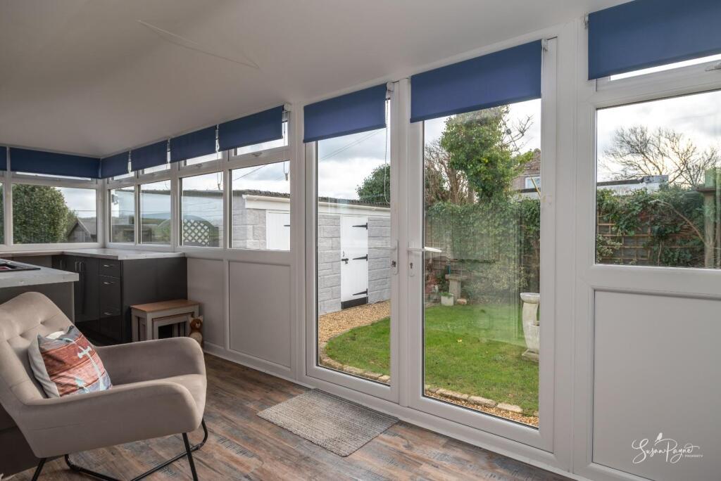 Sunroom/Utility