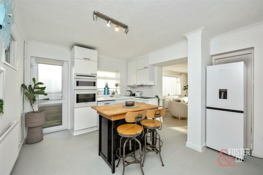 Old Fort Road, 64-003.jpg