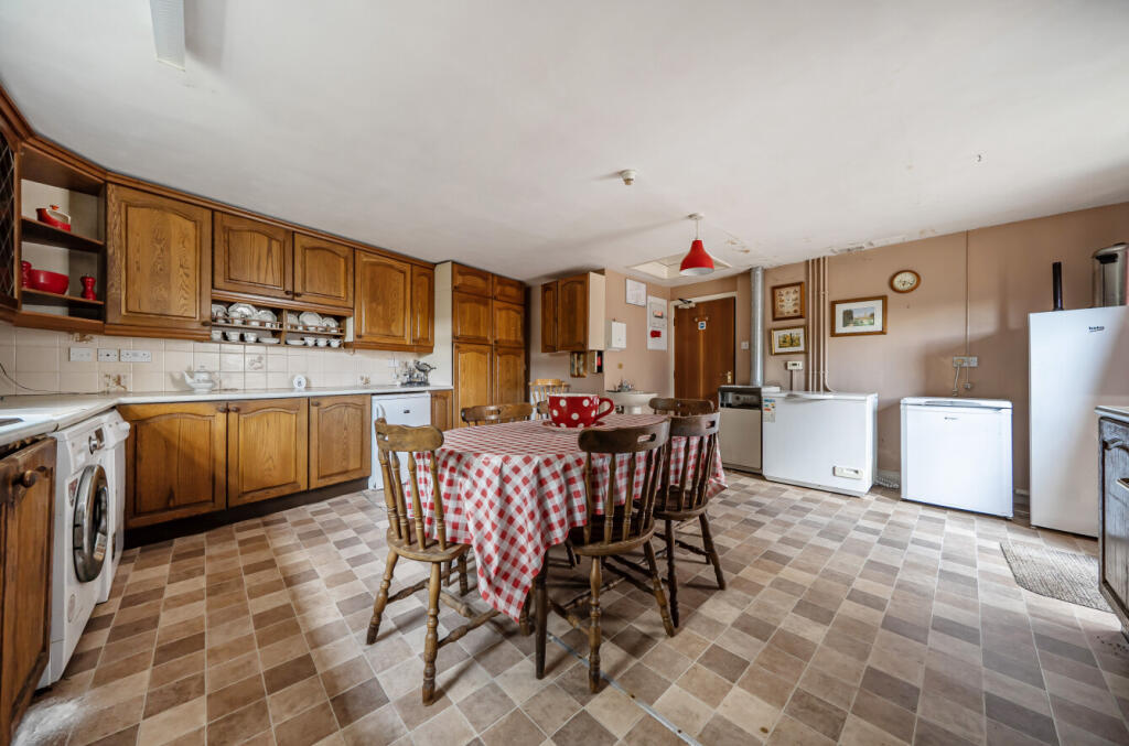 1358881-21-68d579...