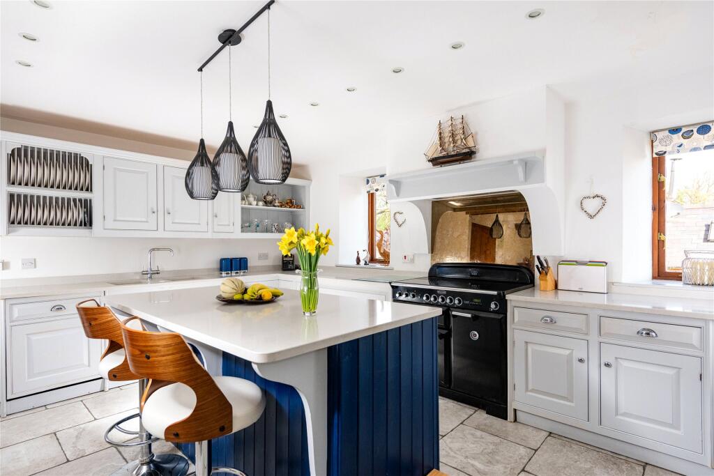 Kitchen/Breakfast