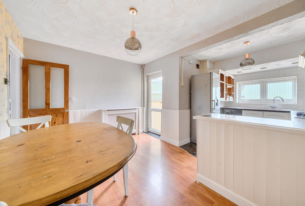 7-6822121978114-1...