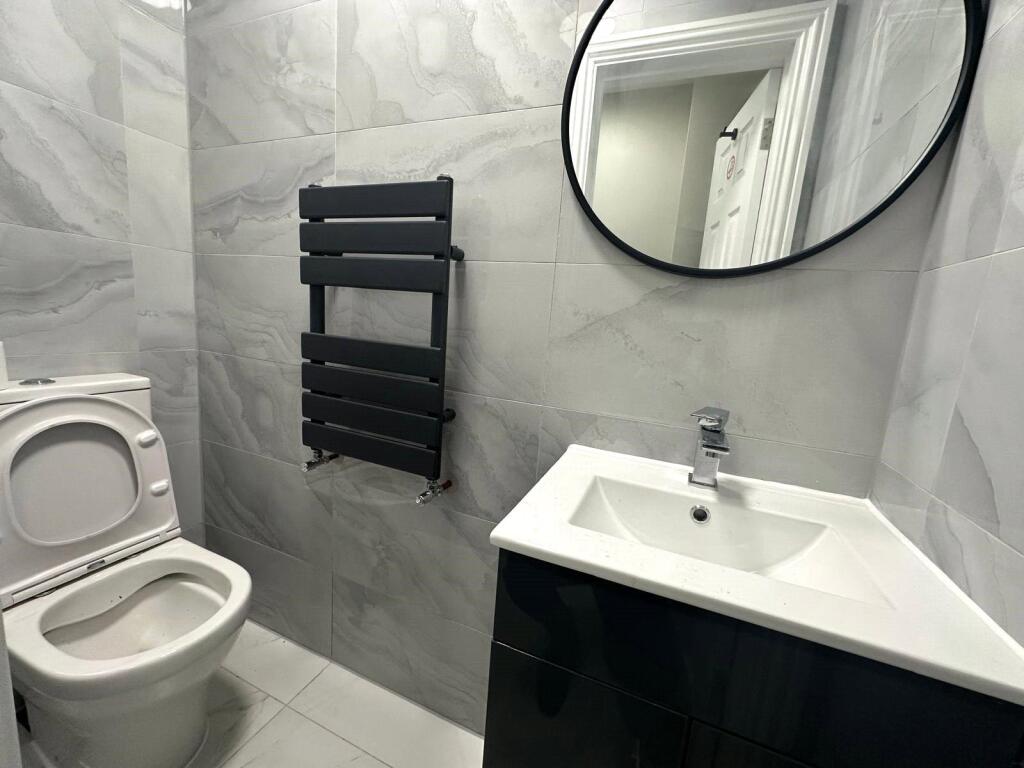 Communal Wc