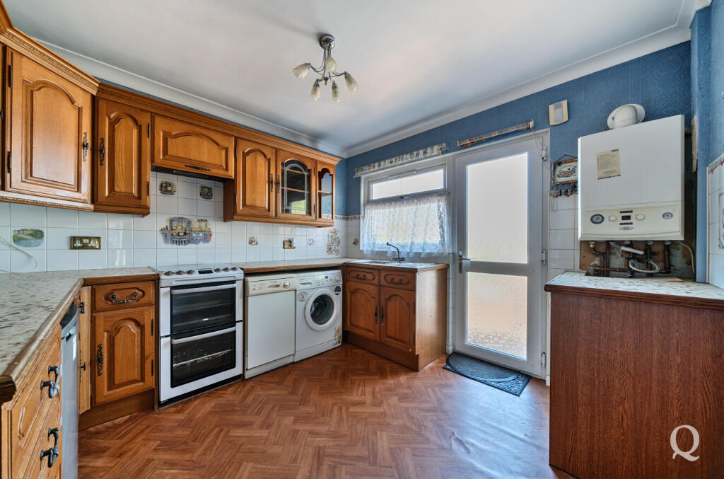 8853900d-3de1-4b5...