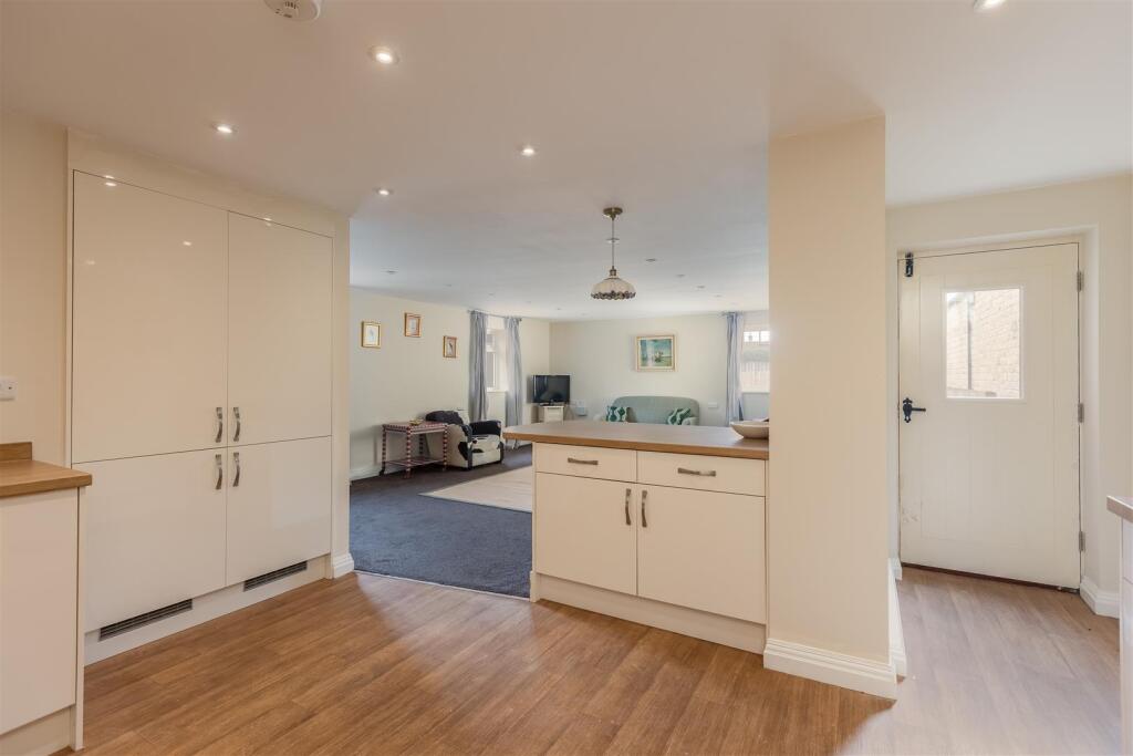 Feather Cottage Kitchen Sitting Dining Room-7.jpg