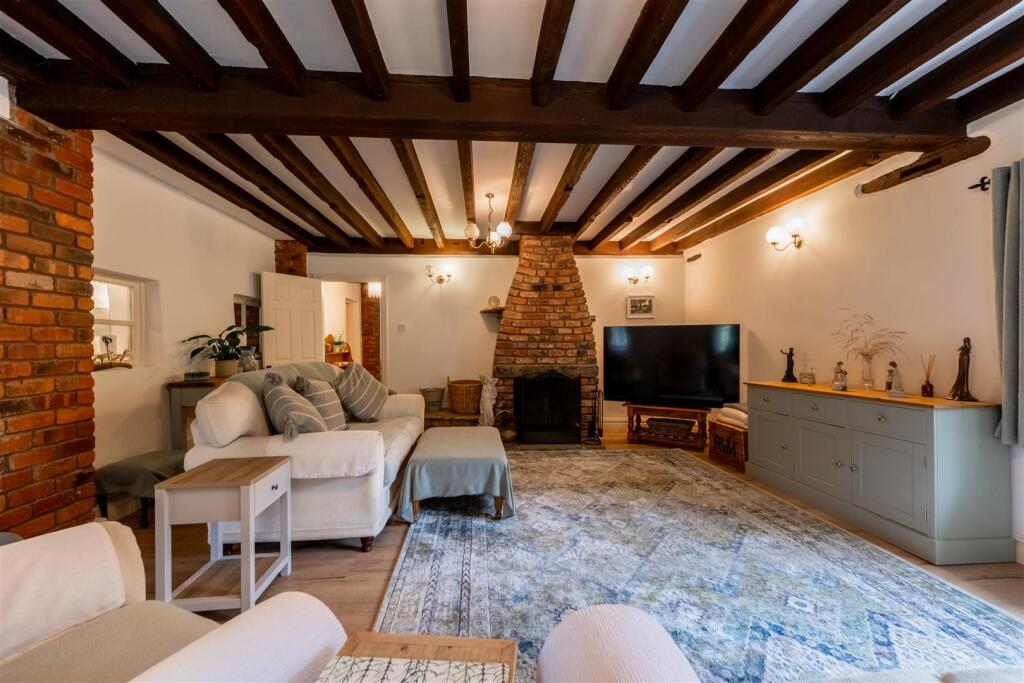 1 Brownhills Barn-016.jpg