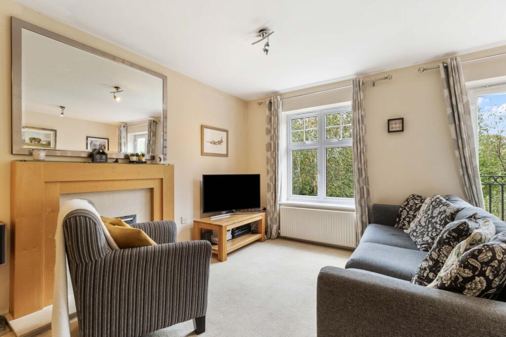 Lounge / Dining Room