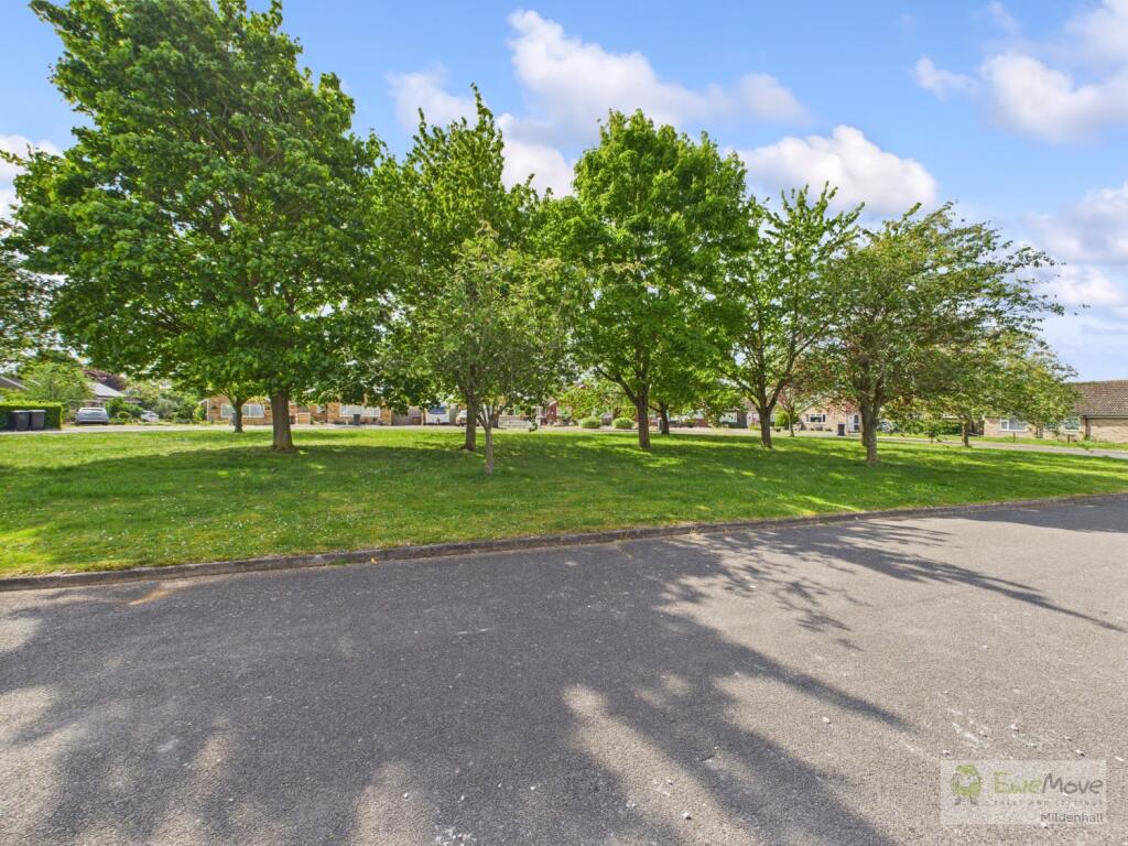 EweMove Mildenhall 11a Sandgalls Drive Park to fro