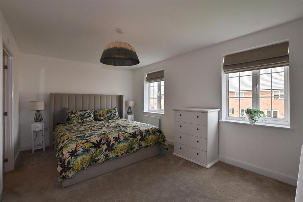 Main Bedroom
