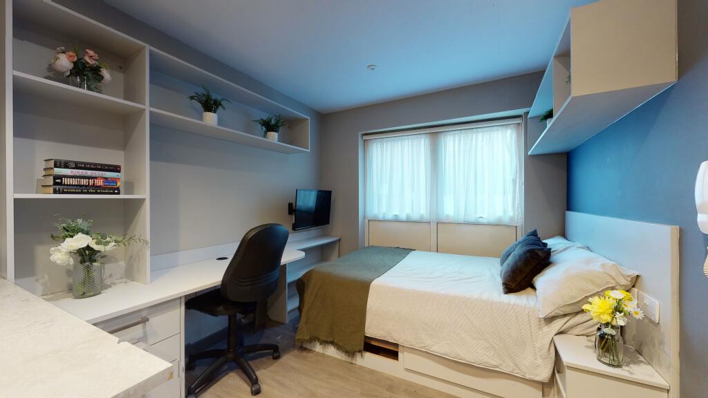 Apt-3-Student-52-101