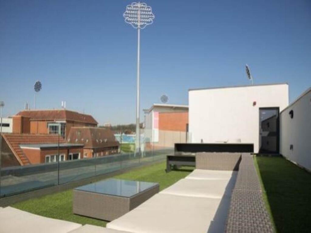 208277_10139904_IMG_