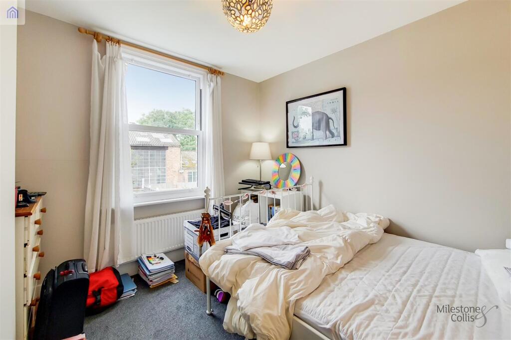 12_Bedroom 3-1.jpg