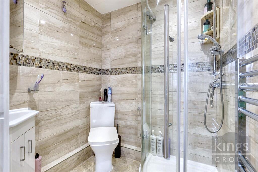 Bedroom One Ensuite .jpg
