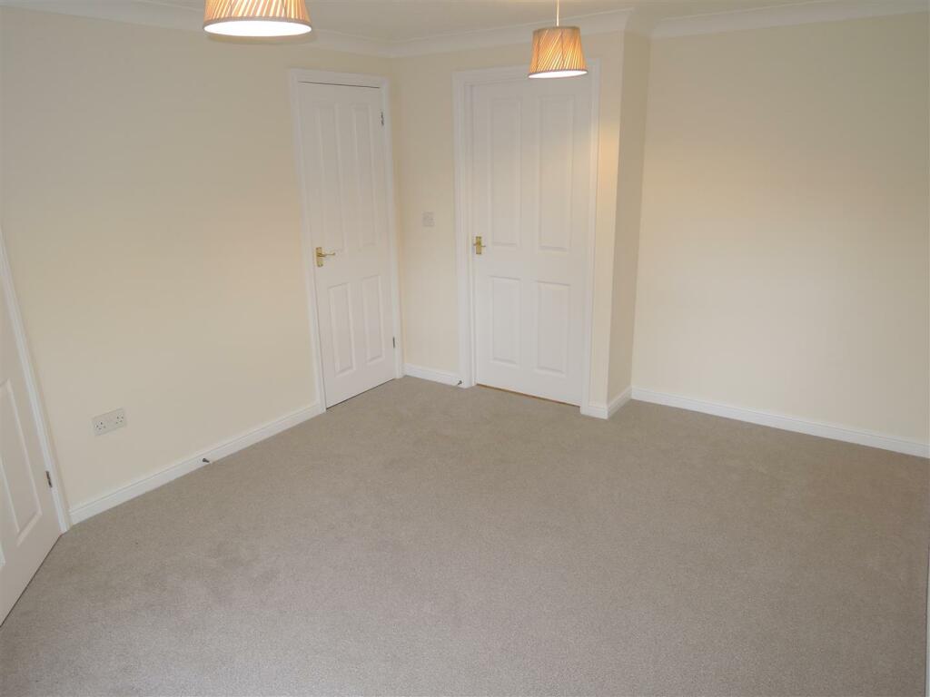 Lounge: