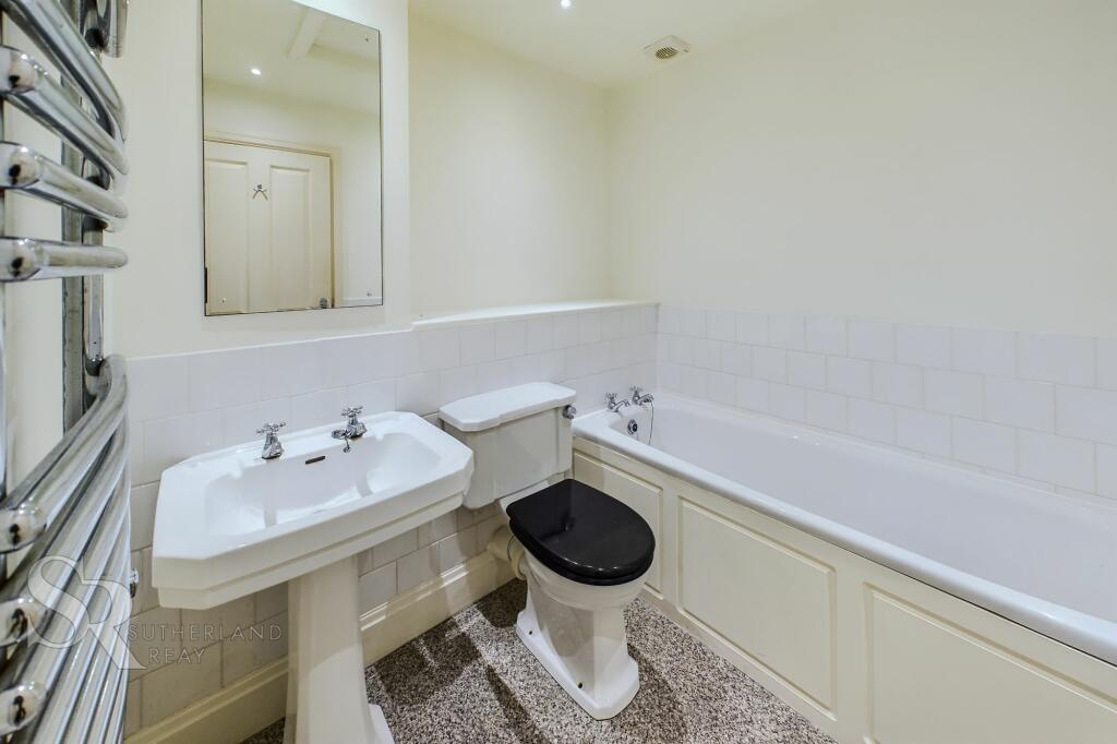 En Suite Bathroom