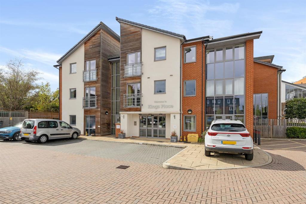 1db4acdd-7ada-4a43-970f-e06fa1c6e3fdPFMCS - 25 Kin