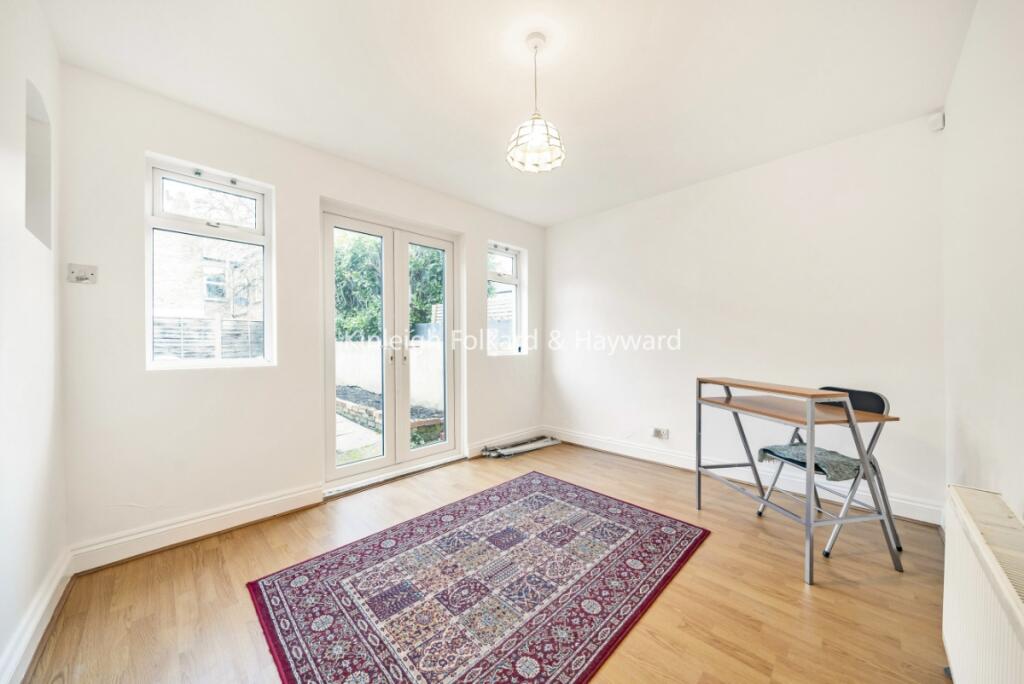 b1293727-ff38-41dc-8