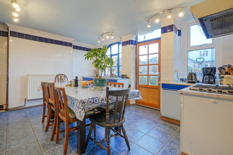 Dining Kitchen 