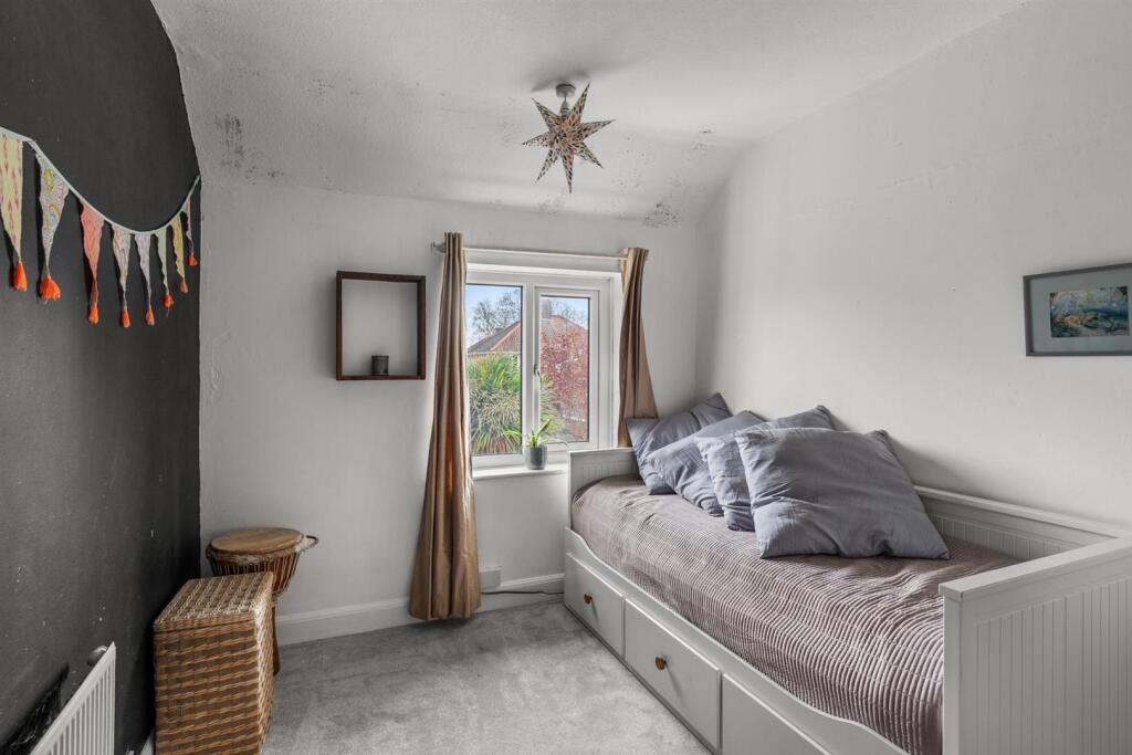 24HilaryAve-012.jpg