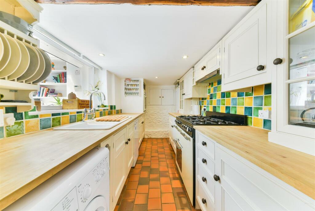 PARK COTTAGE- (7).jpg