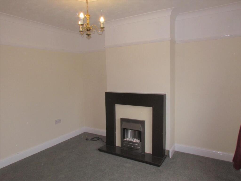 Stanton Avenue 25 Lounge.JPG