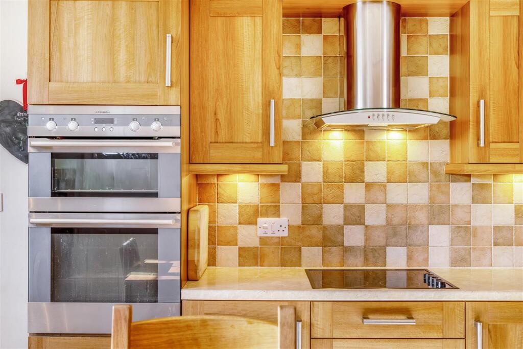 14 Council House (Friskney)-13.jpg