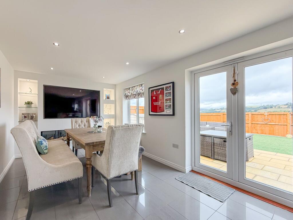 Kitchen/Diner/Sitting