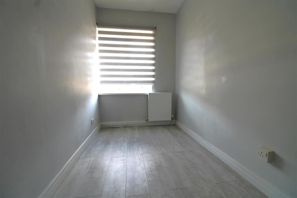 Bedroom 3.JPG