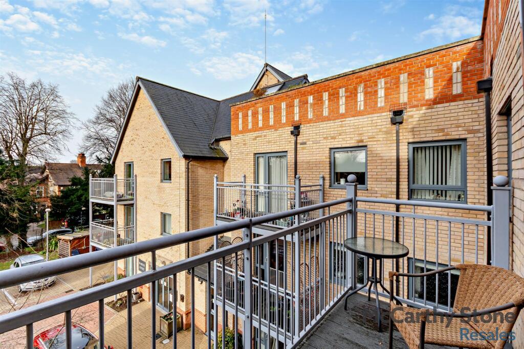 8634088-exterior07-800.jpg