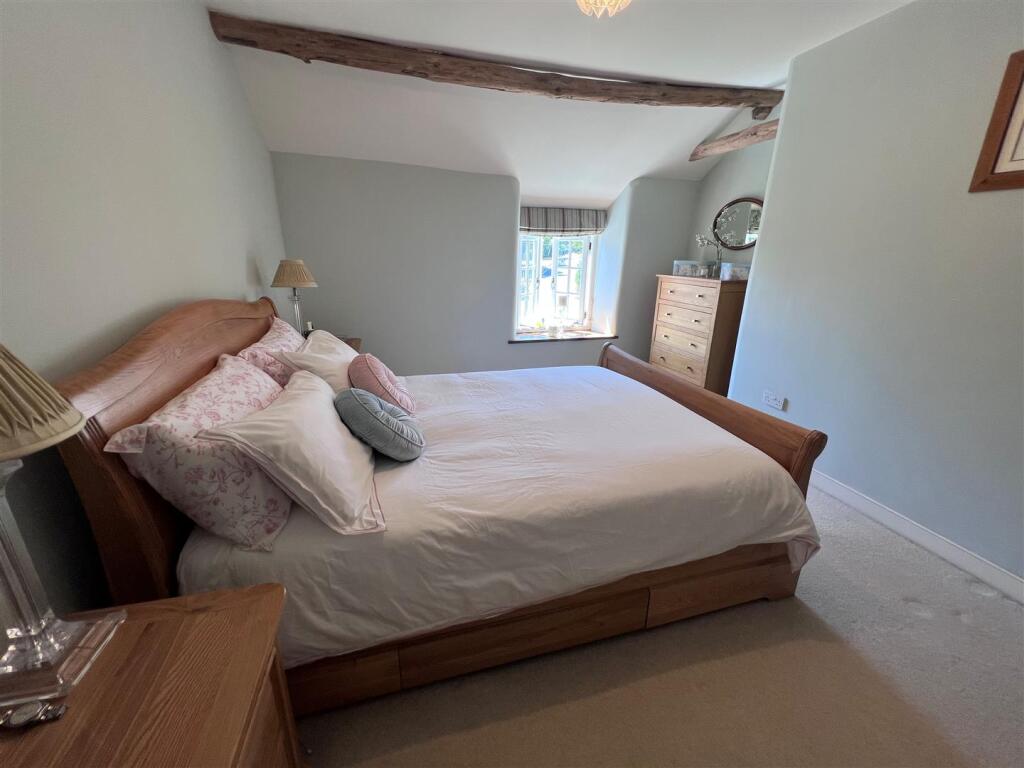 New bed 2 pic.jpg