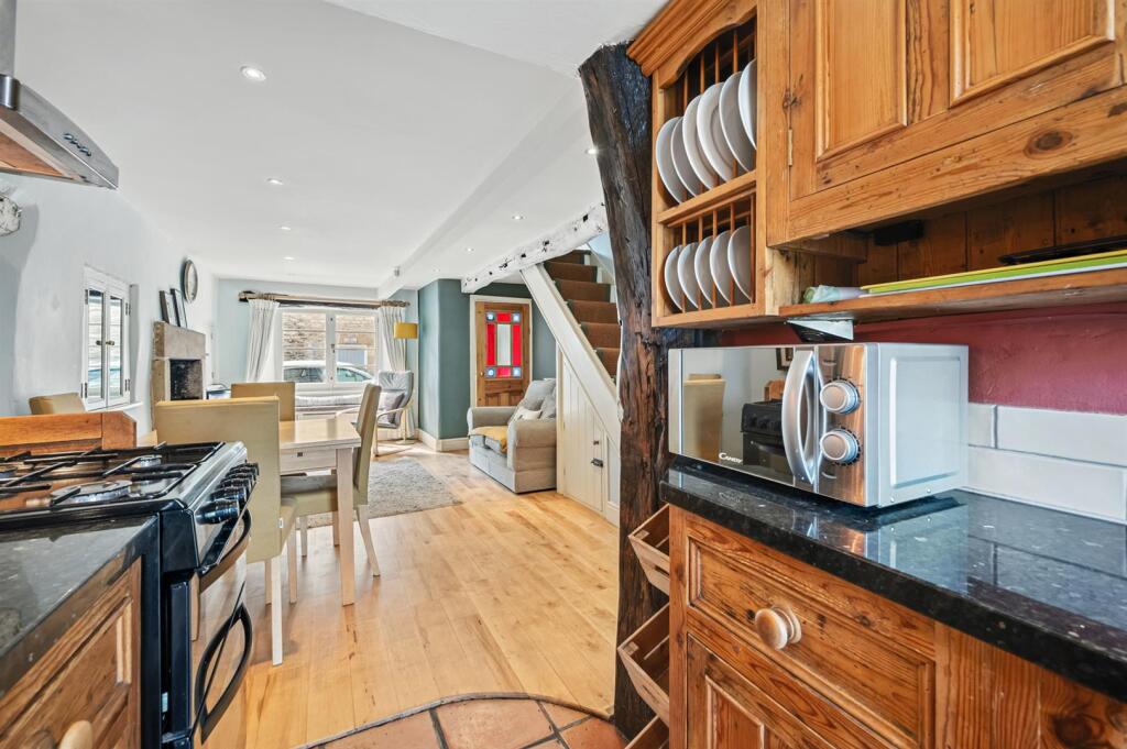 Saxton Mee Bobbin Cottage 0029.jpg