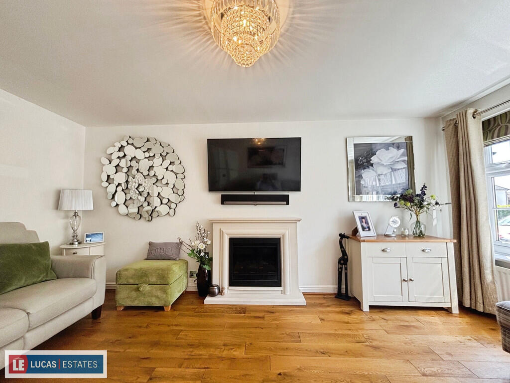 9080e143-BD-4B29-...