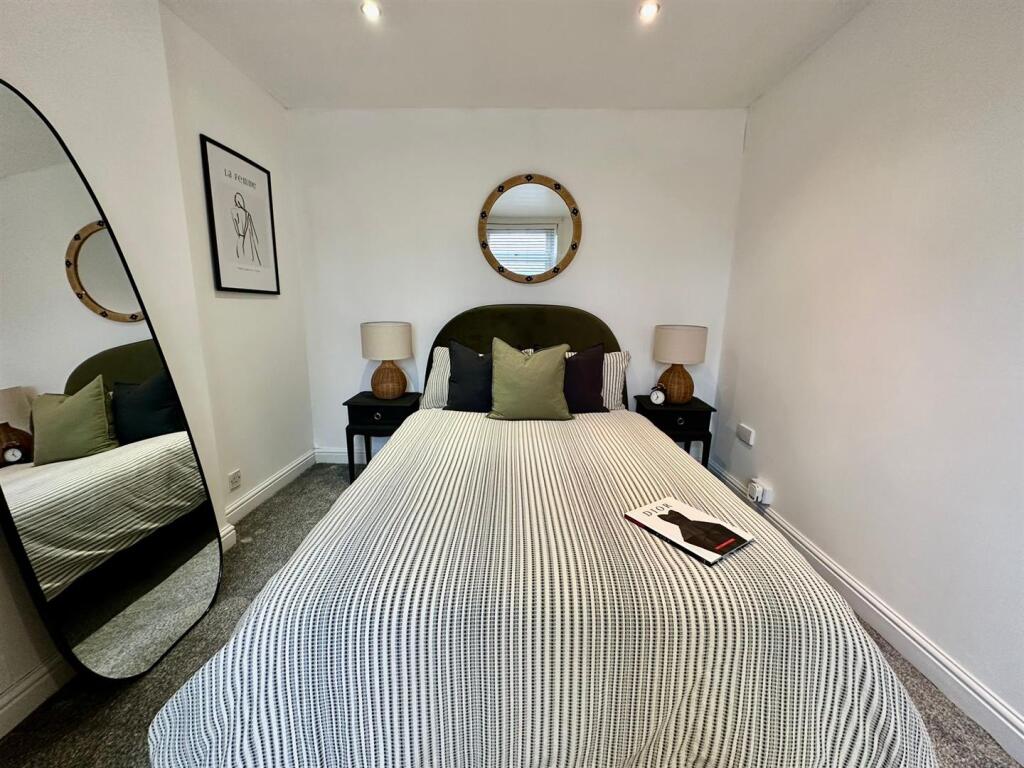 WhatsApp Image 2025-11-05 at 13.52.27_95ff8e31.jpg