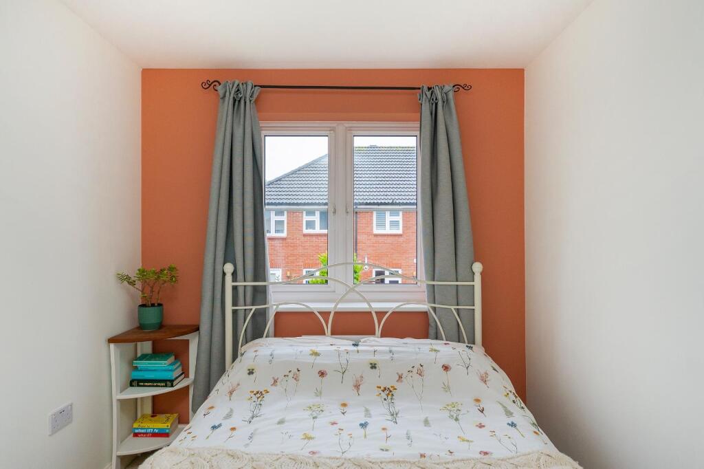 0T3RAN - Bedroom E.jpg