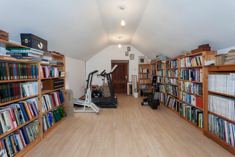 GYM/LIBRARY/OFFICE