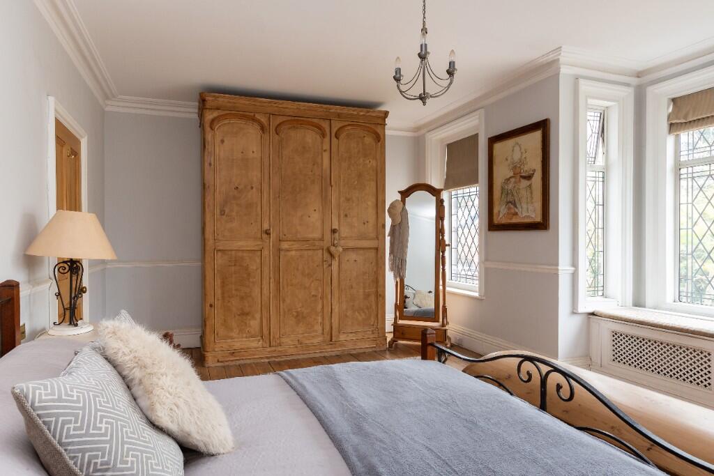 Main bedroom