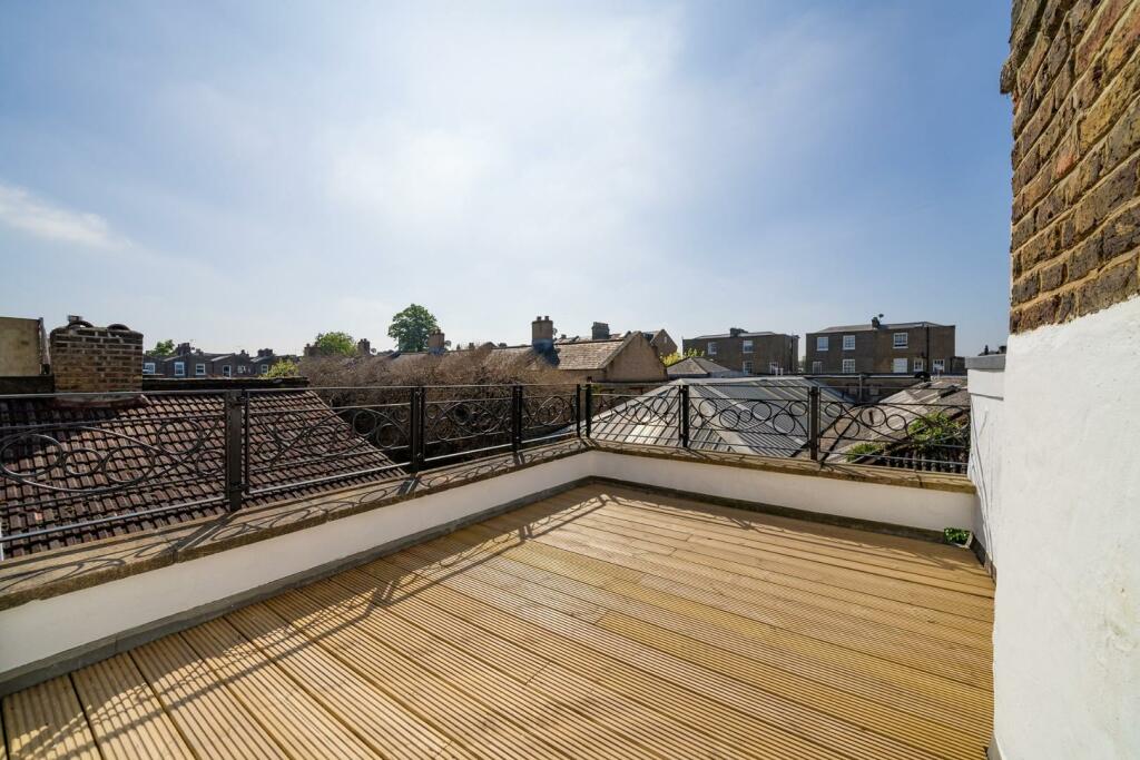 Roof terrace.jpg