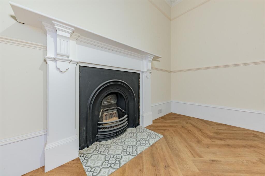 57 Brook Street more Photos-2.JPG