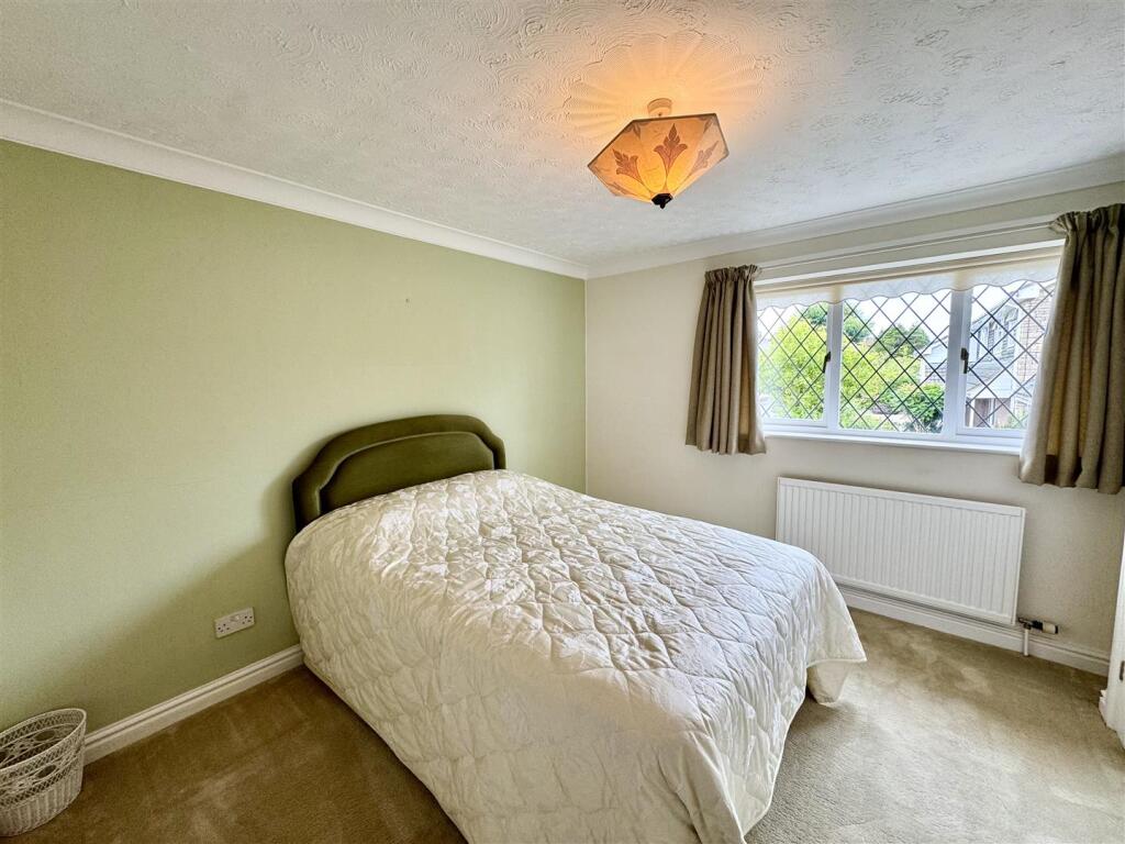 BEDROOM 3