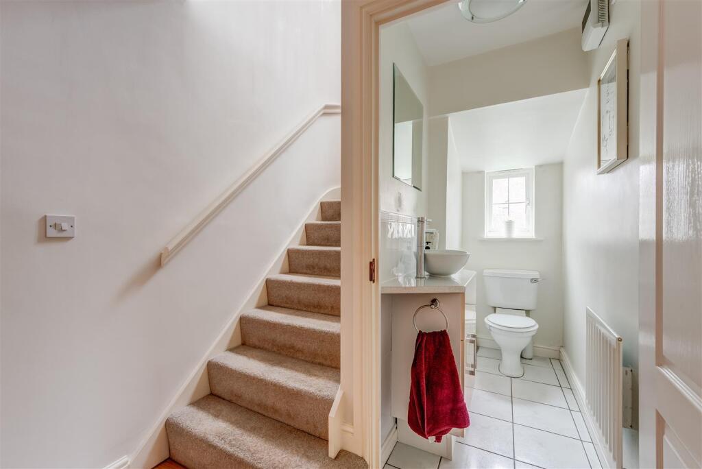 6NewtonVale(Interior)-14.jpg