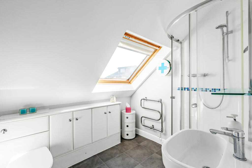 29-Bullfinch-Dene-34