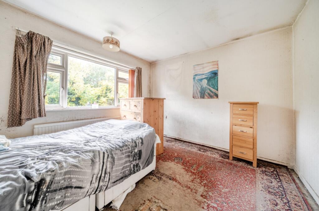 1371634-3-68f7844e8d851