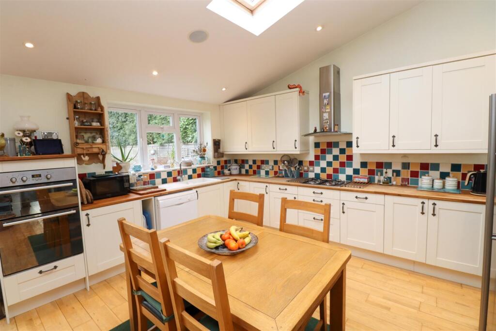 Kitchen/Breakfast/Family Room