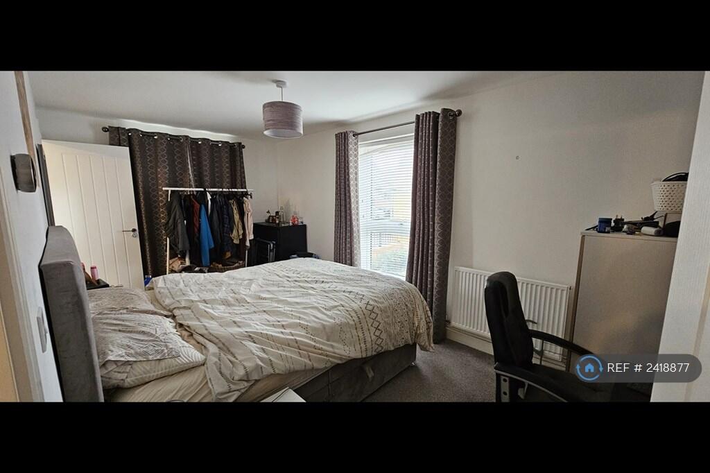 Master Bedroom 1