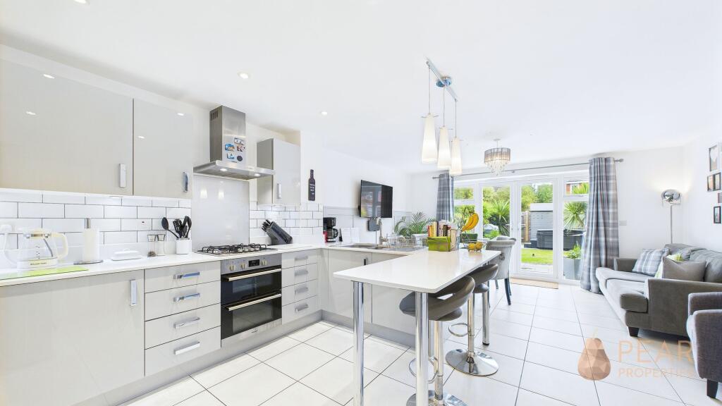 Open Plan Kitchen/Dining Room