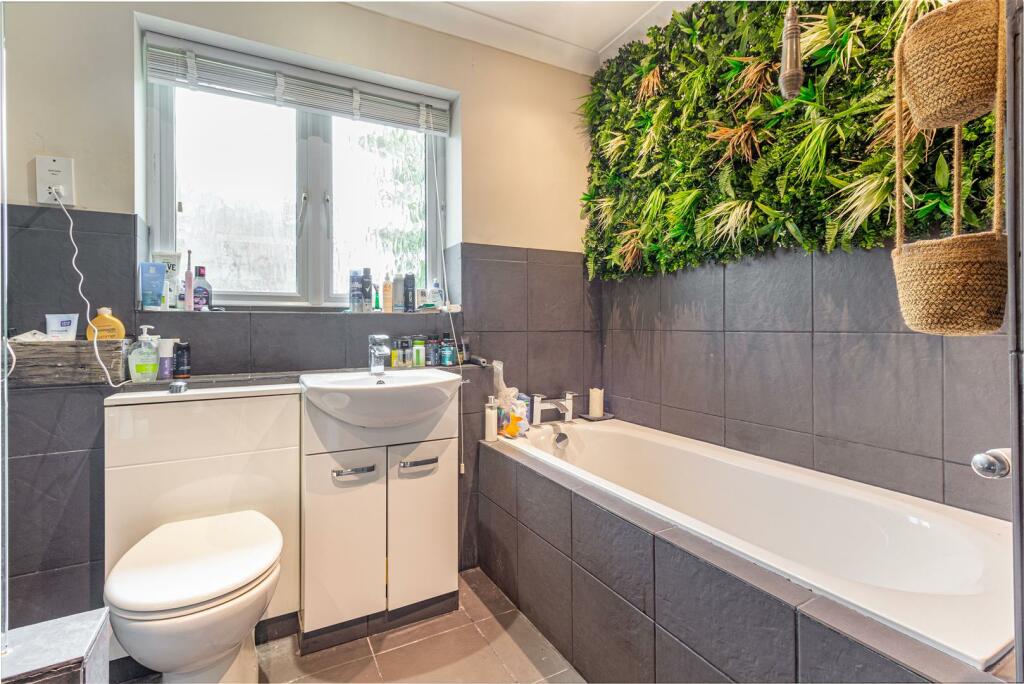Bathroom-1.jpg