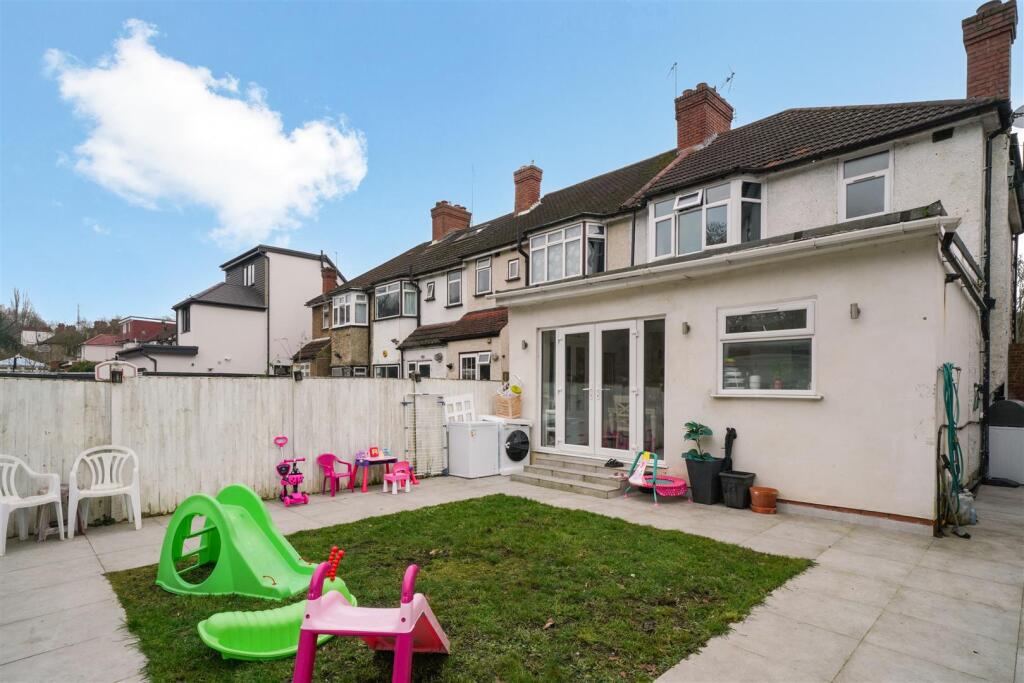 510 Whitton Avenue West - dPBwC51zwO21LN3G0j8z.jpg