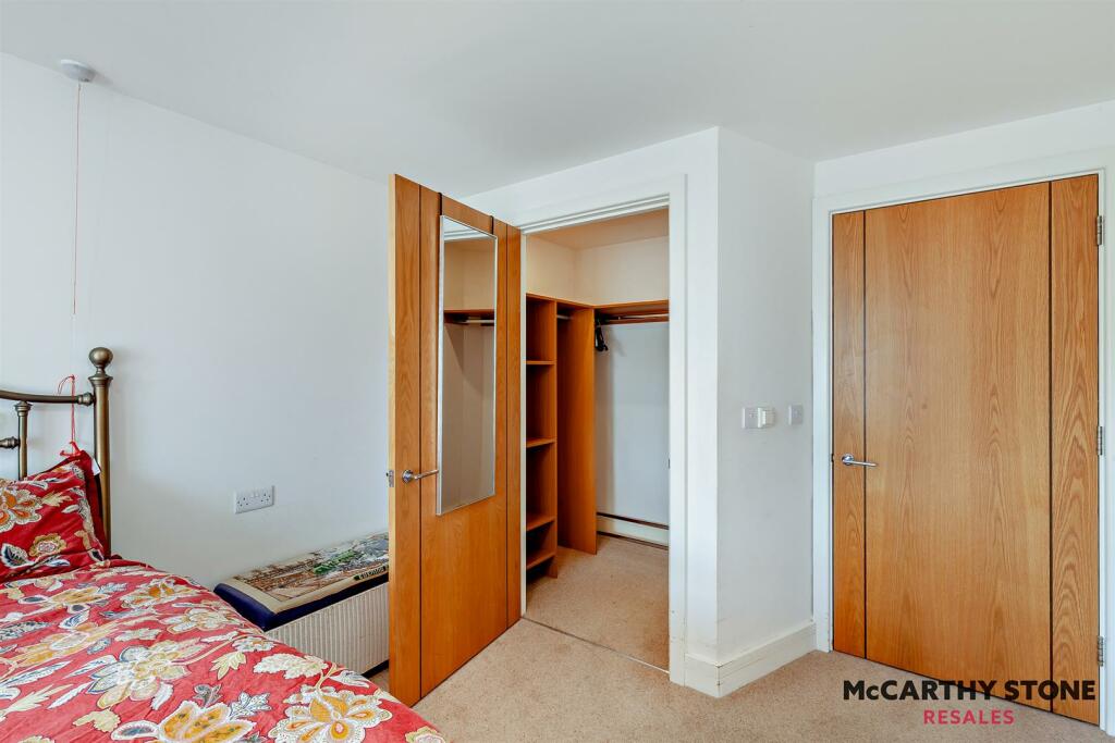 8614561-interior02-800.jpg