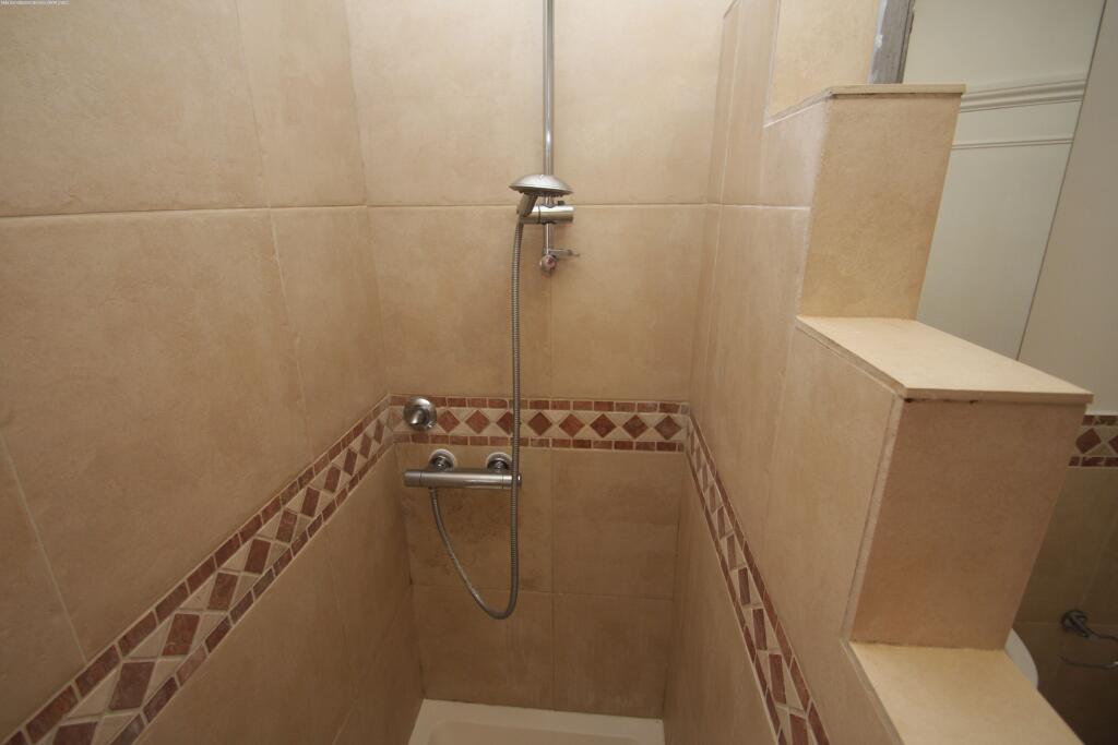 Extra image 1